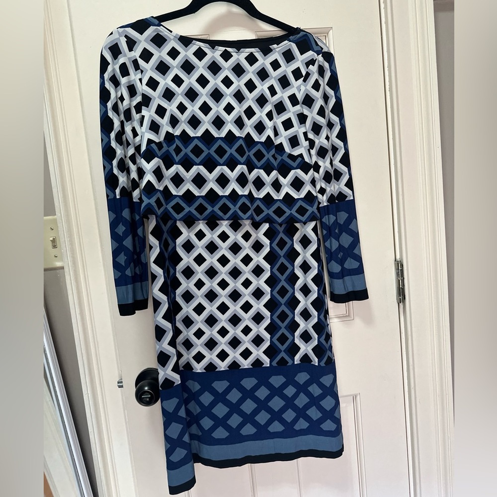 Long sleeve Stretchy Shift Dress Blue Donna Morgan Sz 2